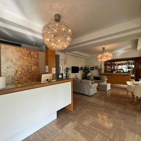 Hotel Mon Pays Riccione Luaran gambar