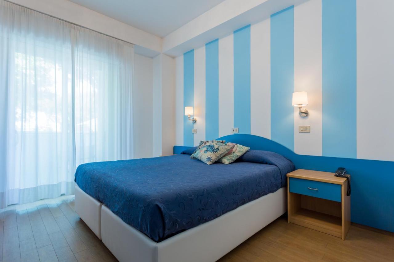Hotel Mon Pays Riccione Luaran gambar