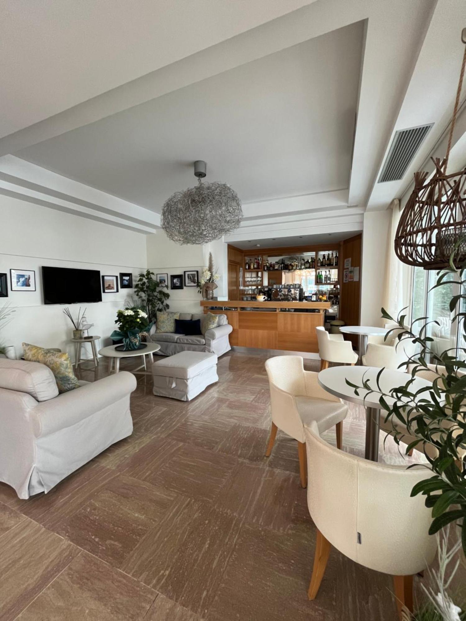 Hotel Mon Pays Riccione Luaran gambar
