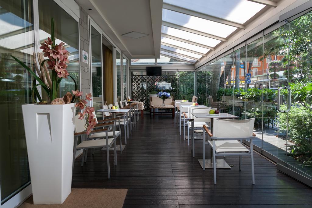 Hotel Mon Pays Riccione Luaran gambar
